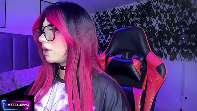 Kitty Gang online show from 02.13.26