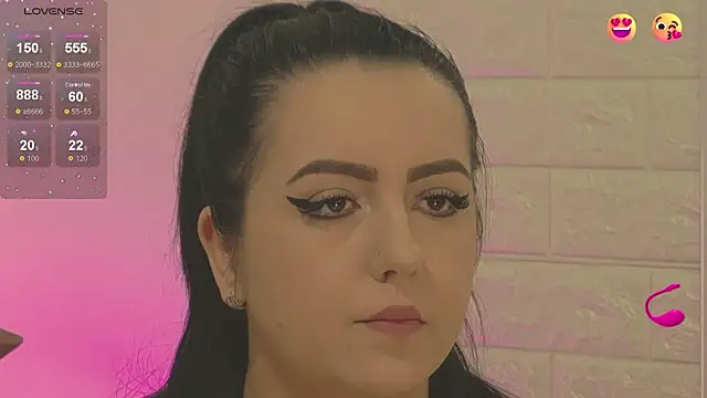 Ariel  Blossom online show from 03.05.25