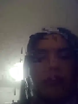 Snapshot of AlexaFontana chatting on 11.04.25 AlexaFontana online show from 11.04.25