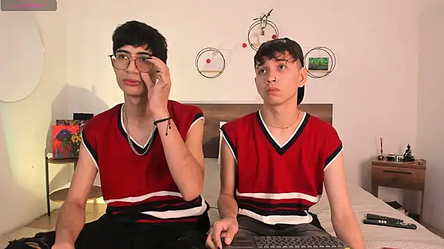 Snapshot of novaybrian chatting on 12.03.24 novaybrian online show from 12.03.24