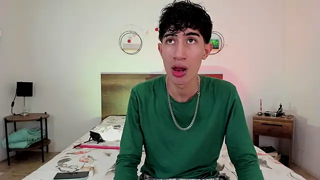 Snapshot of novaybrian chatting on 12.06.24 novaybrian online show from 12.06.24