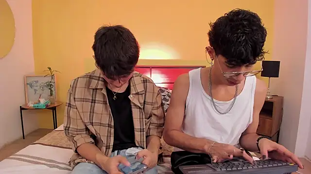 Snapshot of novaybrian chatting on 12.11.24 novaybrian online show from 12.11.24