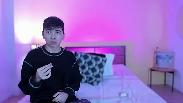 Snapshot of novaybrian chatting on 12.20.24 novaybrian online show from 12.20.24