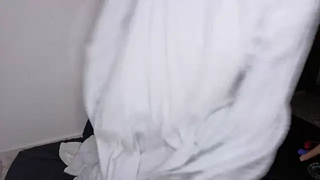 Snapshot of soysara15 chatting on 04.05.26 soysara15 online show from 04.05.26