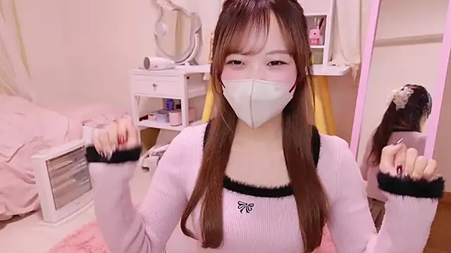 Snapshot of HANApipi chatting on 02.14.25 HANApipi online show from 02.14.25