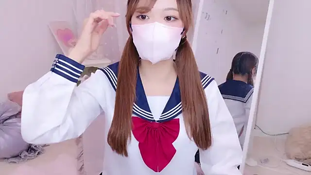 Snapshot of HANApipi chatting on 03.15.25 HANApipi online show from 03.15.25