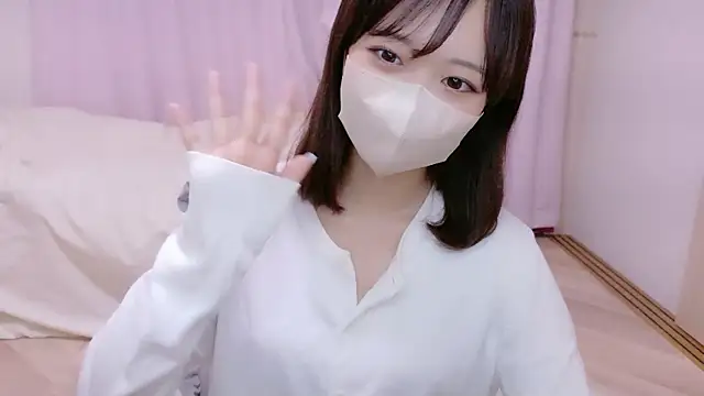 Snapshot of HANApipi chatting on 10.02.25 HANApipi online show from 10.02.25