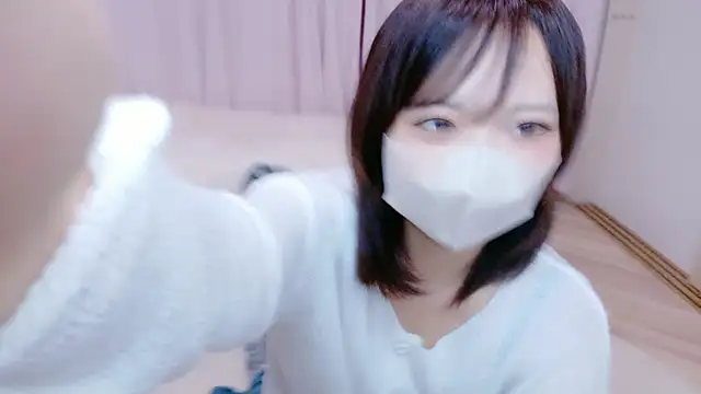 Snapshot of HANApipi chatting on 10.20.25 HANApipi online show from 10.20.25