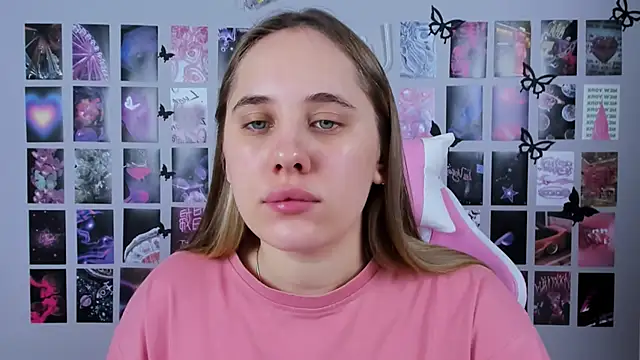 MiaMilas online show from 02.14.25