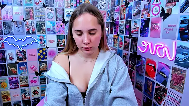 MiaMilas online show from 10.08.25