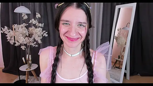 helentasty online show from 02.18.25