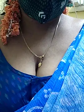 mallu-sumi online show from 02.20.25