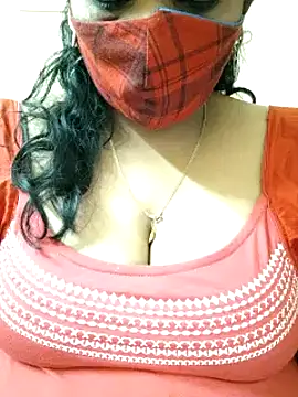 mallu-sumi online show from 03.20.25