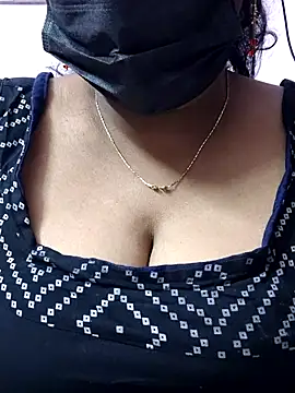 mallu-sumi online show from 11.09.25