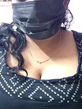 mallu-sumi online show from 12.05.25