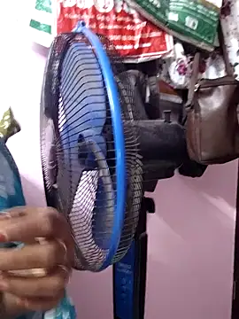 mallu-sumi online show from 03.03.26