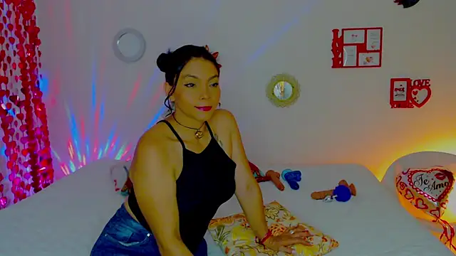 Snapshot of amii777 chatting on 03.22.25 amii777 online show from 03.22.25