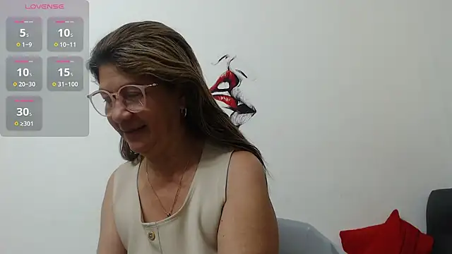 Aranza-Queen online show from 10.20.25