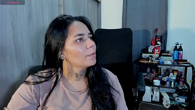 Snapshot of Mabelydani chatting on 05.12.26 Mabelydani online show from 05.12.26