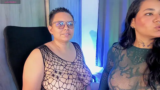 Snapshot of Mabelydani chatting on 05.21.26 Mabelydani online show from 05.21.26