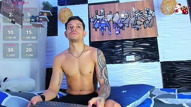 Snapshot of Friendsofeverything_ chatting on 11.19.25 Friendsofeverything online show from 11.19.25