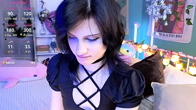 dark vamp  online show from 12.13.25