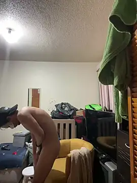 Snapshot of Ginessy chatting on 02.02.25 Ginessy online show from 02.02.25