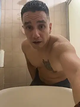 Snapshot of Ginessy chatting on 02.08.26 Ginessy online show from 02.08.26