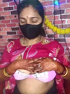 Snapshot of PeaCoooock chatting on 02.14.26 PeaCoooock online show from 02.14.26