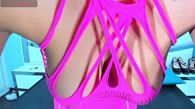 Lucy White   online show from 12.05.25