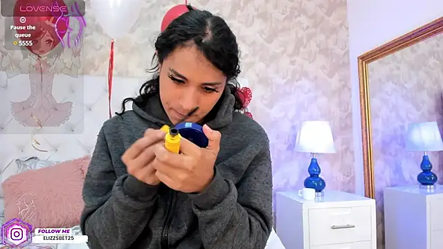 Eliza Thaylor   online show from 02.23.25