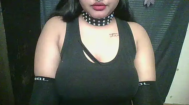 Snapshot of Your-love-12 chatting on 12.18.24 Your-love-12 online show from 12.18.24