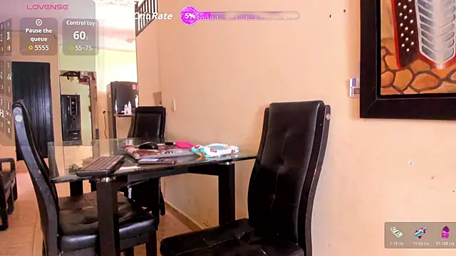 Snapshot of mariana_mauricio_hot chatting on 11.25.25 mariana mauricio hot online show from 11.25.25