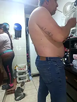 Snapshot of ZuriandAlex chatting on 09.27.25 ZuriandAlex online show from 09.27.25