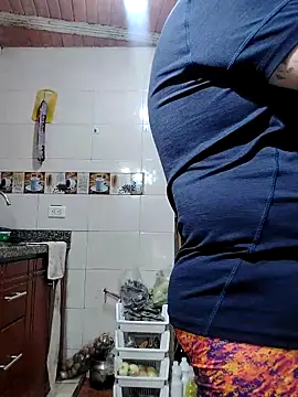 Snapshot of ZuriandAlex chatting on 10.20.25 ZuriandAlex online show from 10.20.25