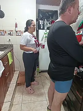 Snapshot of ZuriandAlex chatting on 12.04.25 ZuriandAlex online show from 12.04.25