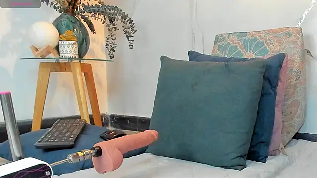 Snapshot of angelswets chatting on 03.01.25 angelswets online show from 03.01.25