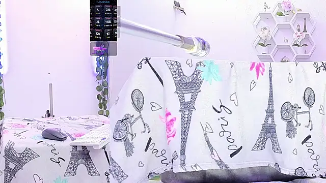 Snapshot of tatianasex_97 chatting on 11.29.25 tatianasex 97 online show from 11.29.25