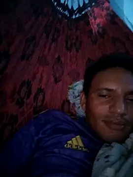 Snapshot of 68_Toni chatting on 11.21.25 68 Toni online show from 11.21.25