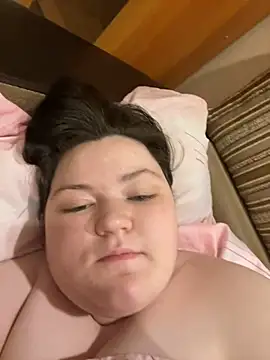 Snapshot of Alex_m chatting on 12.08.24 Alex m online show from 12.08.24