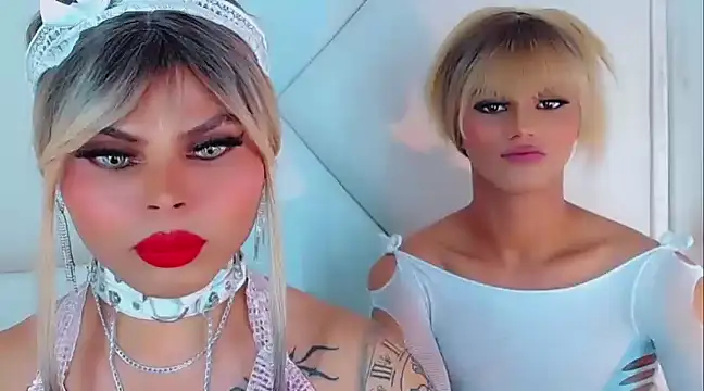 Snapshot of AdanKinng chatting on 12.31.24 AdanKinng online show from 12.31.24