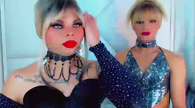 Snapshot of AdanKinng chatting on 01.01.25 AdanKinng online show from 01.01.25