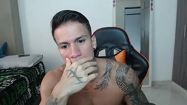 pettergrey1 online show from 03.05.26