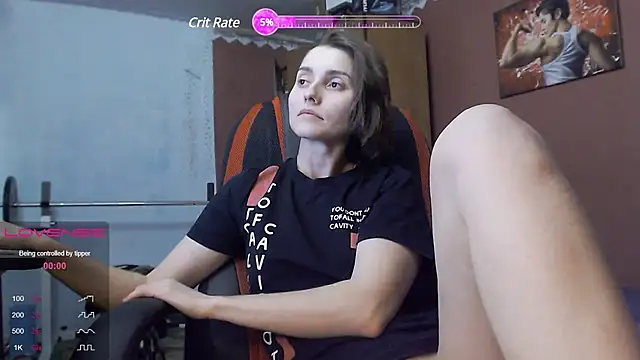 Snapshot of womanstrong78 chatting on 02.13.25 womanstrong78 online show from 02.13.25