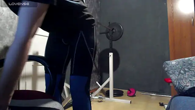 womanstrong78 online show from 12.22.25