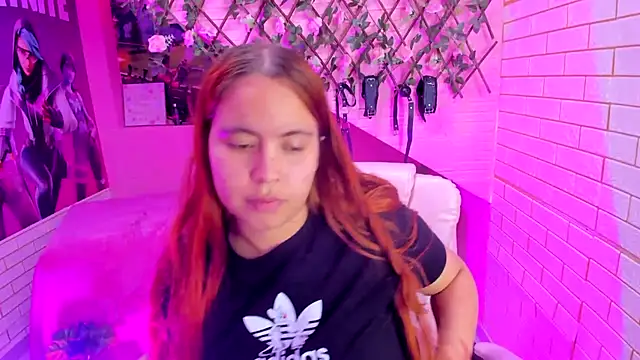 Snapshot of marcellaa303av chatting on 03.19.26 marcellaa303av online show from 03.19.26