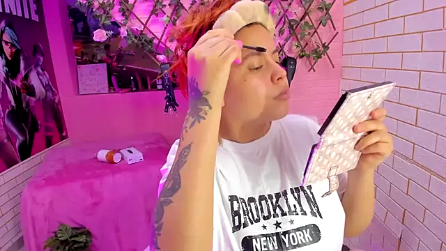 Snapshot of marcellaa303av chatting on 04.01.26 marcellaa303av online show from 04.01.26