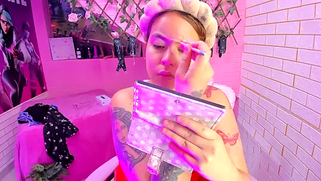 Snapshot of marcellaa303av chatting on 04.05.26 marcellaa303av online show from 04.05.26