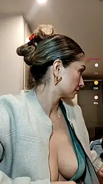 Snapshot of Loly_Horny chatting on 07.14.26 Loly Horny online show from 07.14.26