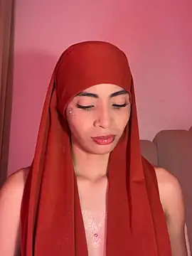 Snapshot of jhalila chatting on 03.15.26 jhalila online show from 03.15.26